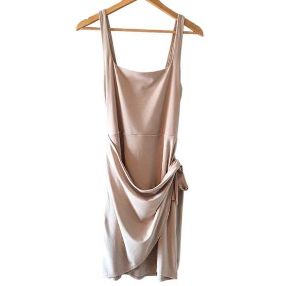 Aritzia Wilfred Saturn Sleeveless Casual Wrap Mini Dress Cream Size Large - Picture 3 of 14
